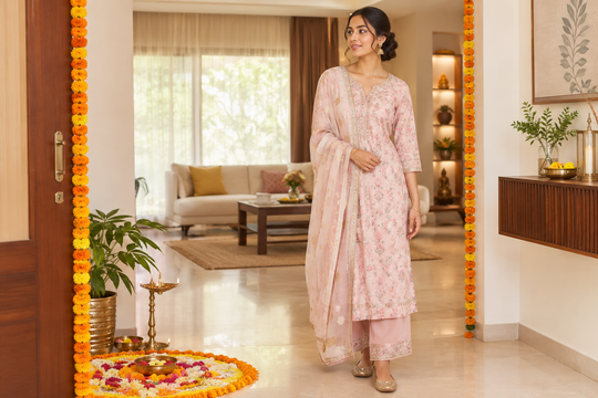 Housewarming Ceremony Outfit Ideas for Women