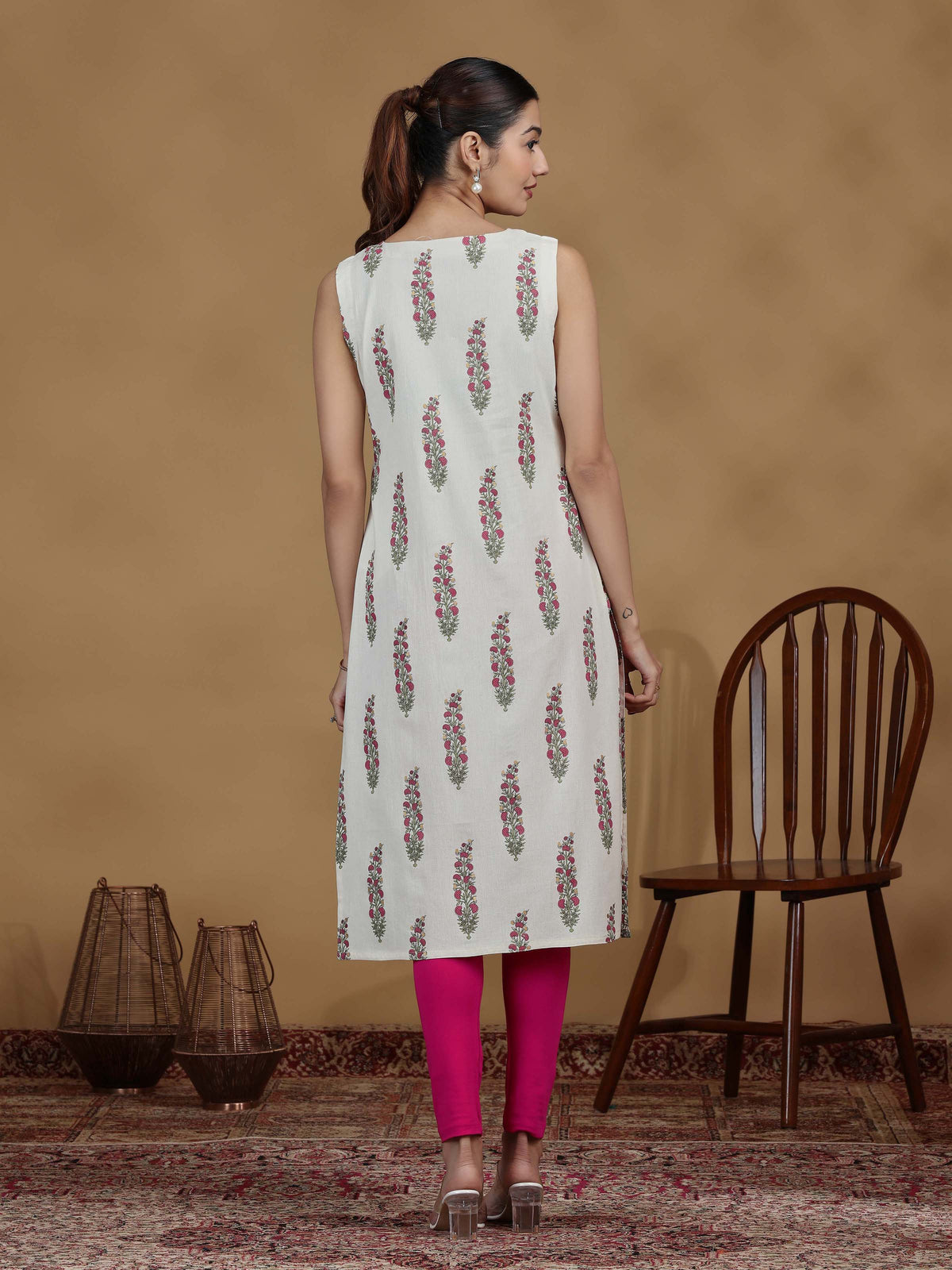 Ivory Floral Sleeveless Cotton Kurta