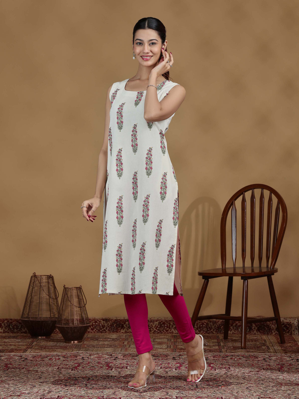 Ivory Floral Sleeveless Cotton Kurta