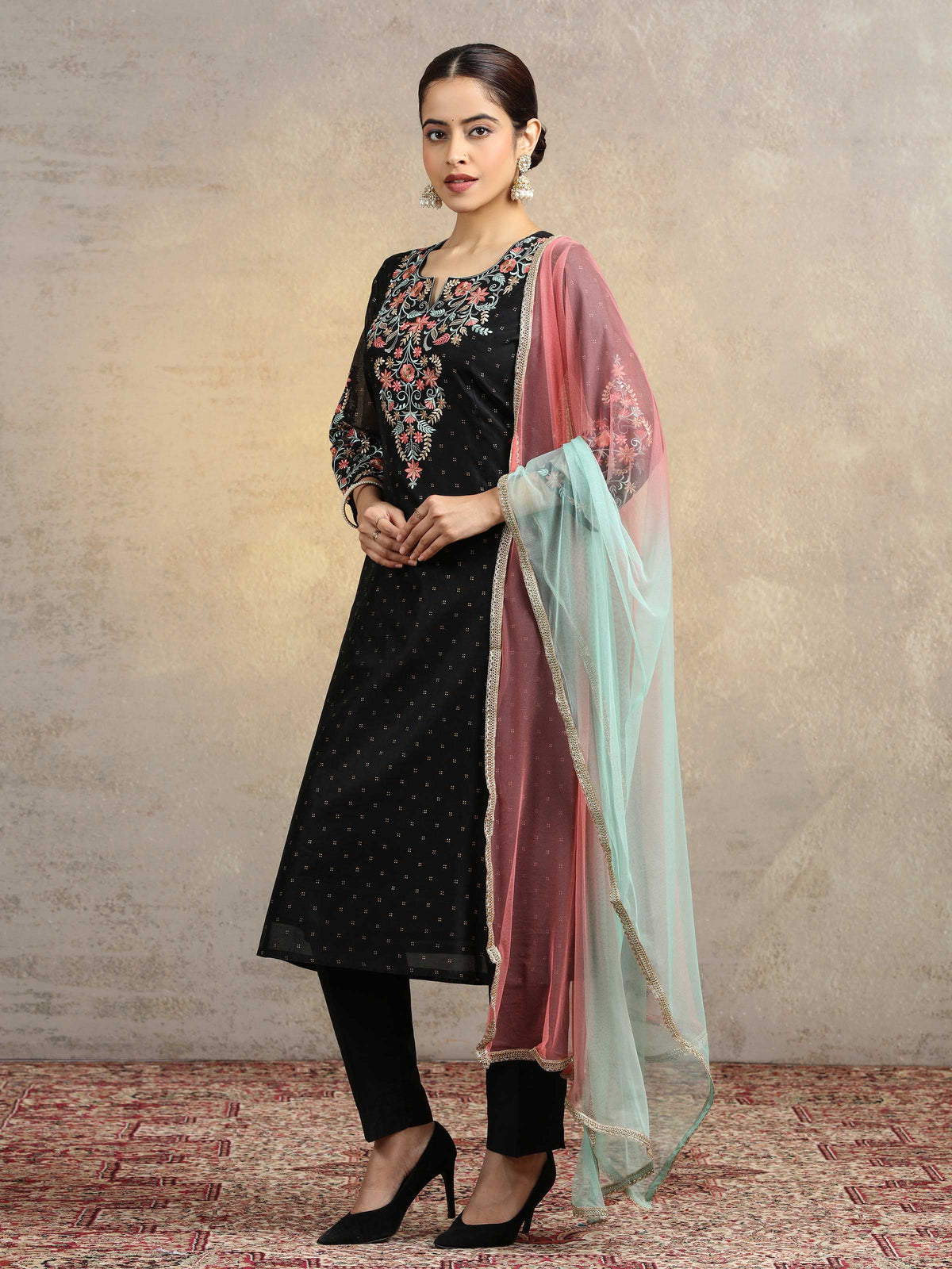 Black Floral Embroidered Straight Ethnic Kurta Set with Contrast Net Dupatta