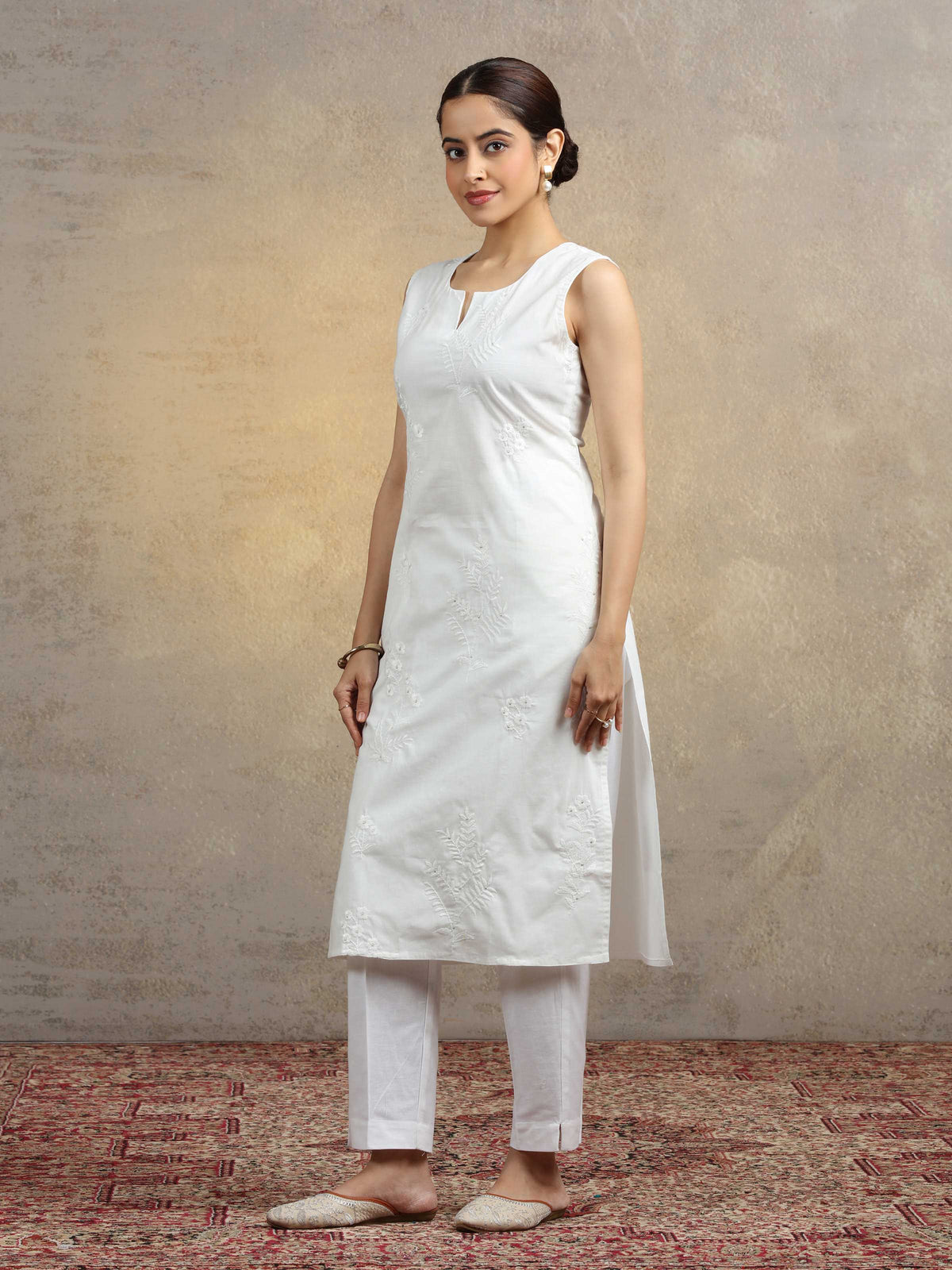 Pure White Pure Cotton Embroidered Straight Kurta