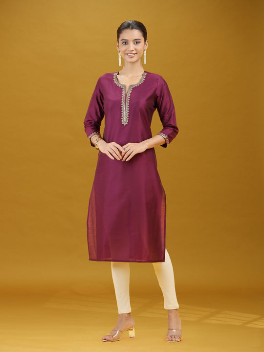 Elegant Purple Embroidered Kurta