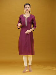 Elegant Purple Embroidered Kurta