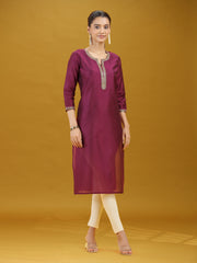 Elegant Purple Embroidered Kurta