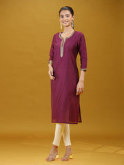 Elegant Purple Embroidered Kurta