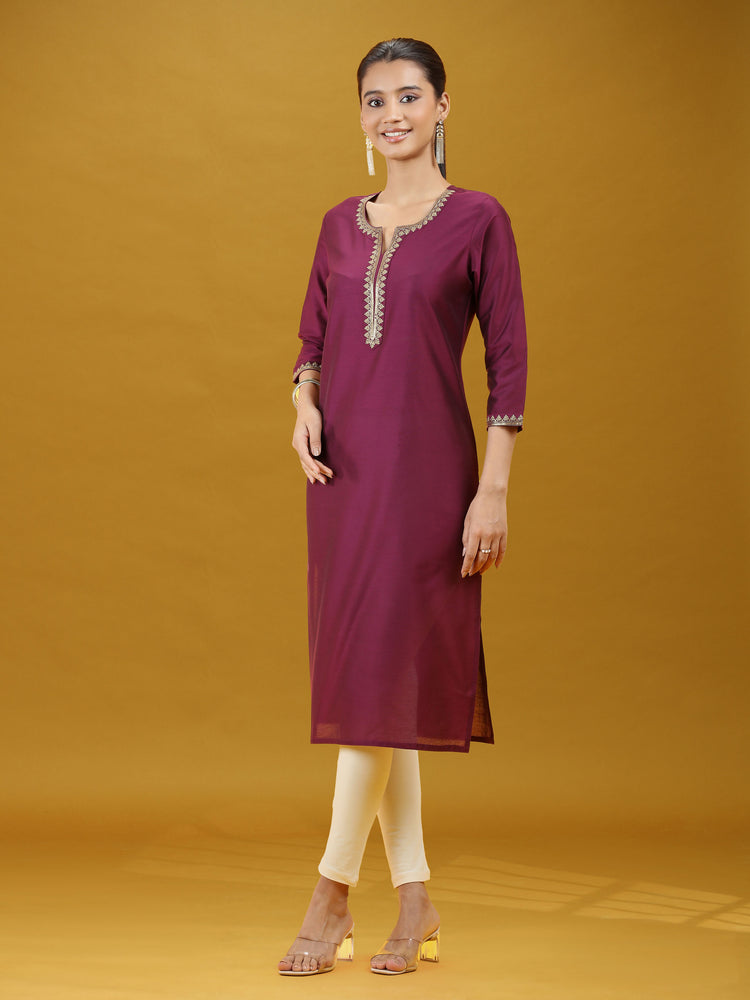 Elegant Purple Embroidered Kurta