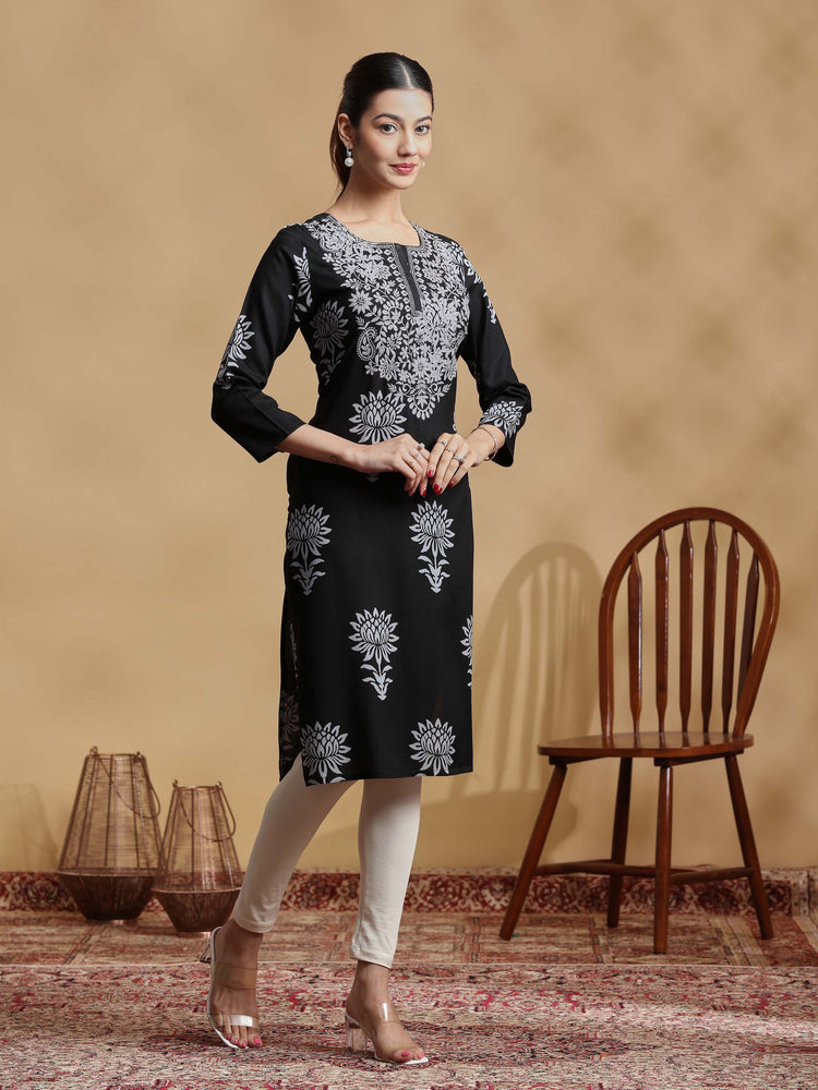Black Solid Embroidered Straight Kurta