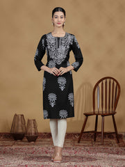 Black Solid Embroidered Straight Kurta