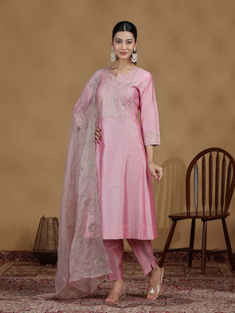 Baby Pink Embroidered Kurta Set with Organza Dupatta