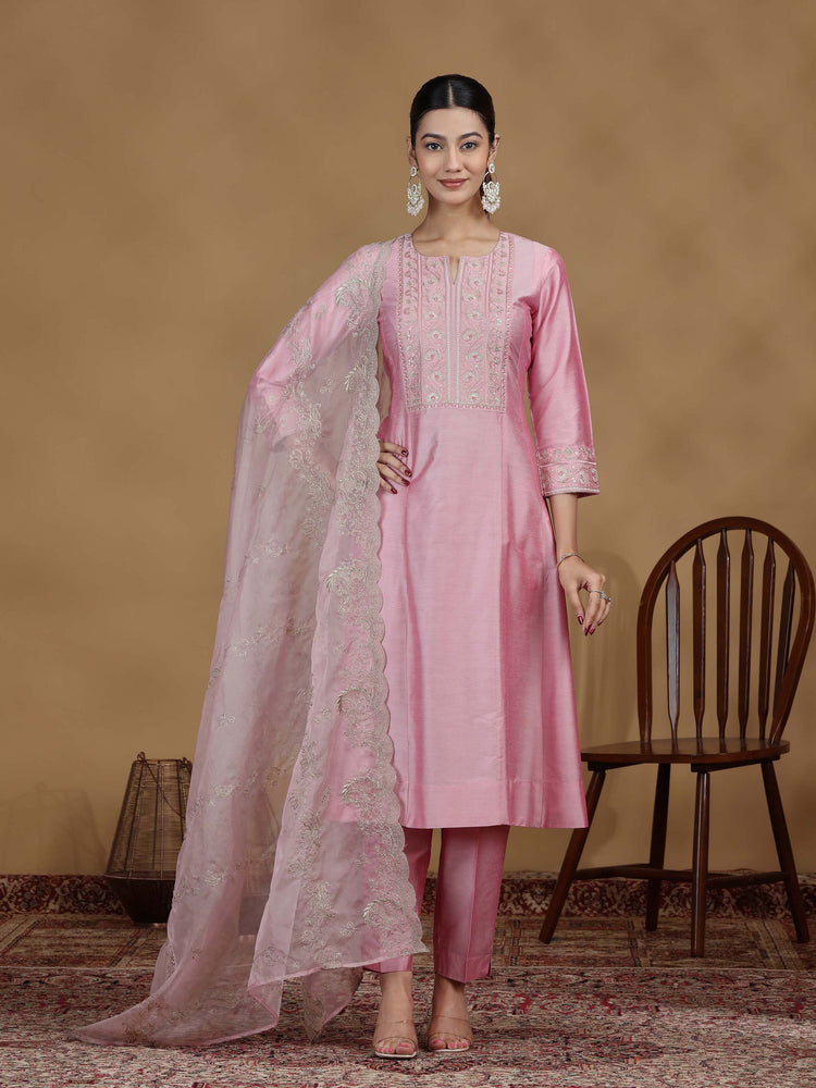 Baby Pink Embroidered Kurta Set with Organza Dupatta