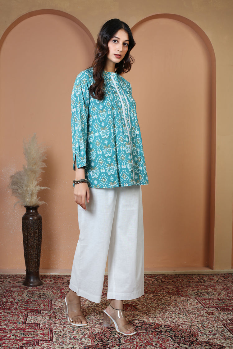 Turquoise Printed Relaxed Fit Pure Casual Cotton Short Kurti