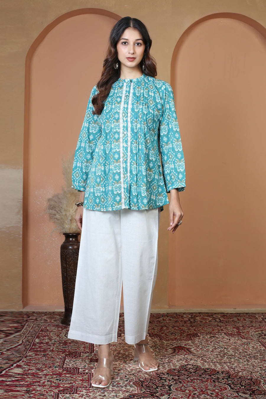 Turquoise Printed Relaxed Fit Pure Casual Cotton Short Kurti
