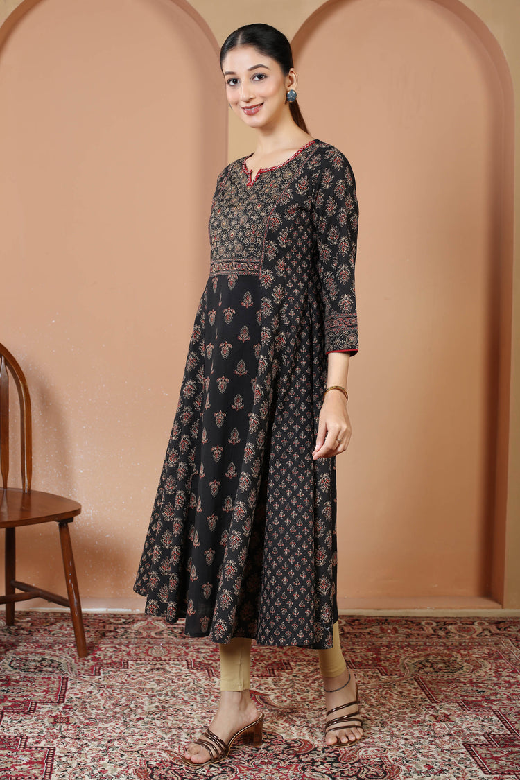 Black Traditional Geometric And Floral Print A-Line Cotton Kurta