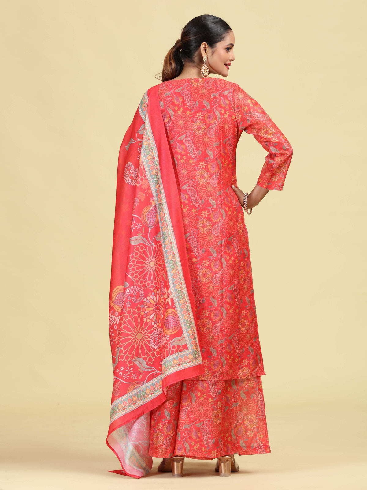 Peach Straight Floral Print & Embroidered Ethnic Kurta Set