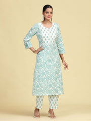 Off White & Mint Green Pure Cotton Floral Printed Co-Ord Set