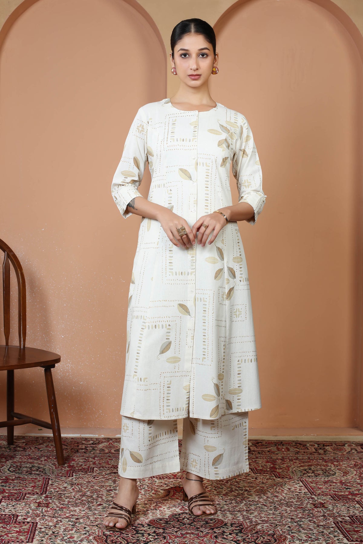 Off White Pure Cotton Printed Straight Kurta Wide Leg Pants Co-Ord Set