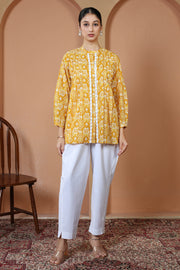 Yellow Printed Relaxed Fit Pure Casual Cotton Short Kurti