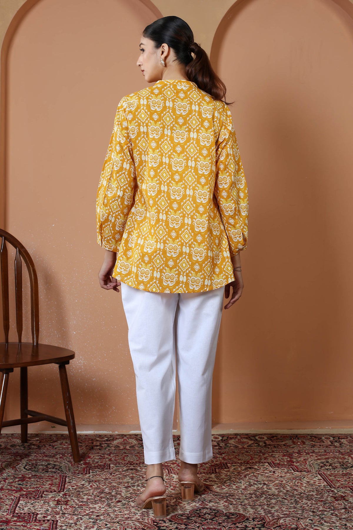 Yellow Printed Relaxed Fit Pure Casual Cotton Short Kurti
