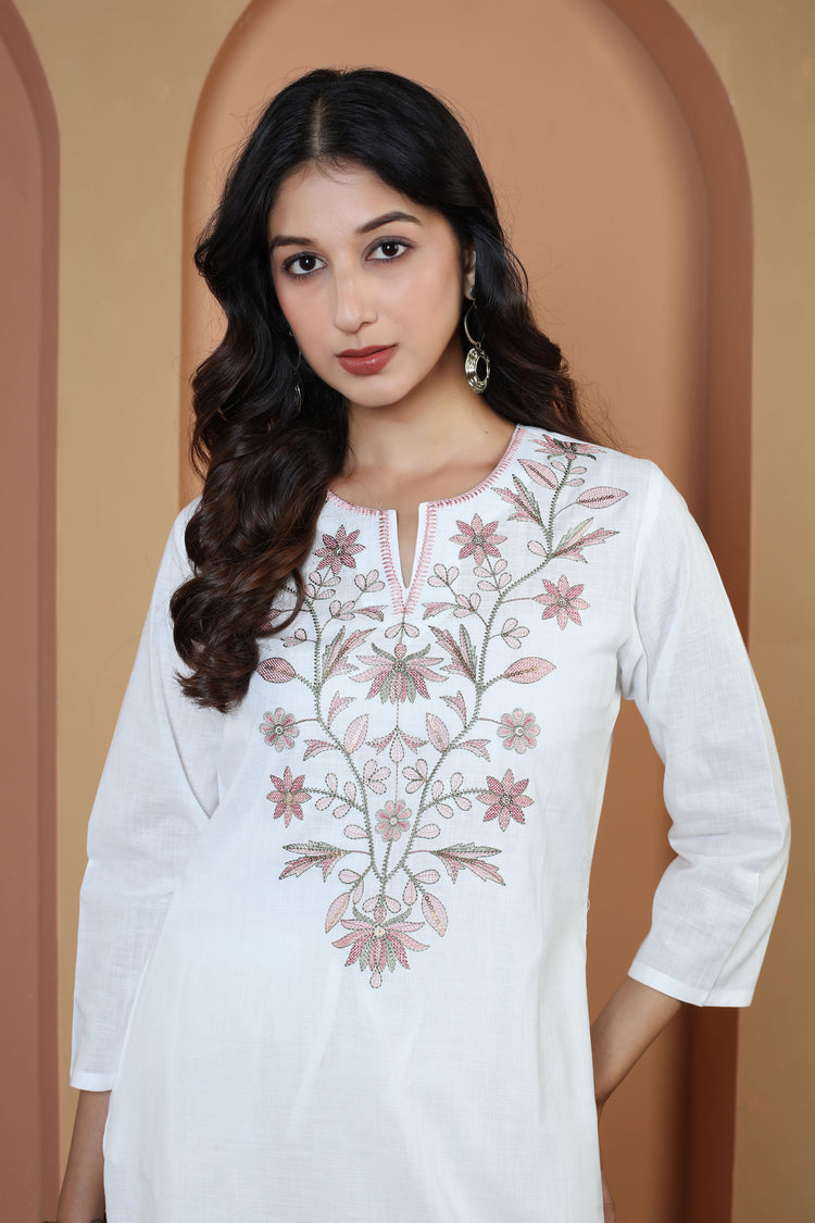 Off White Pure Cotton Embroidered Straight Kurta Wide-Leg Pants Co-Ord Set
