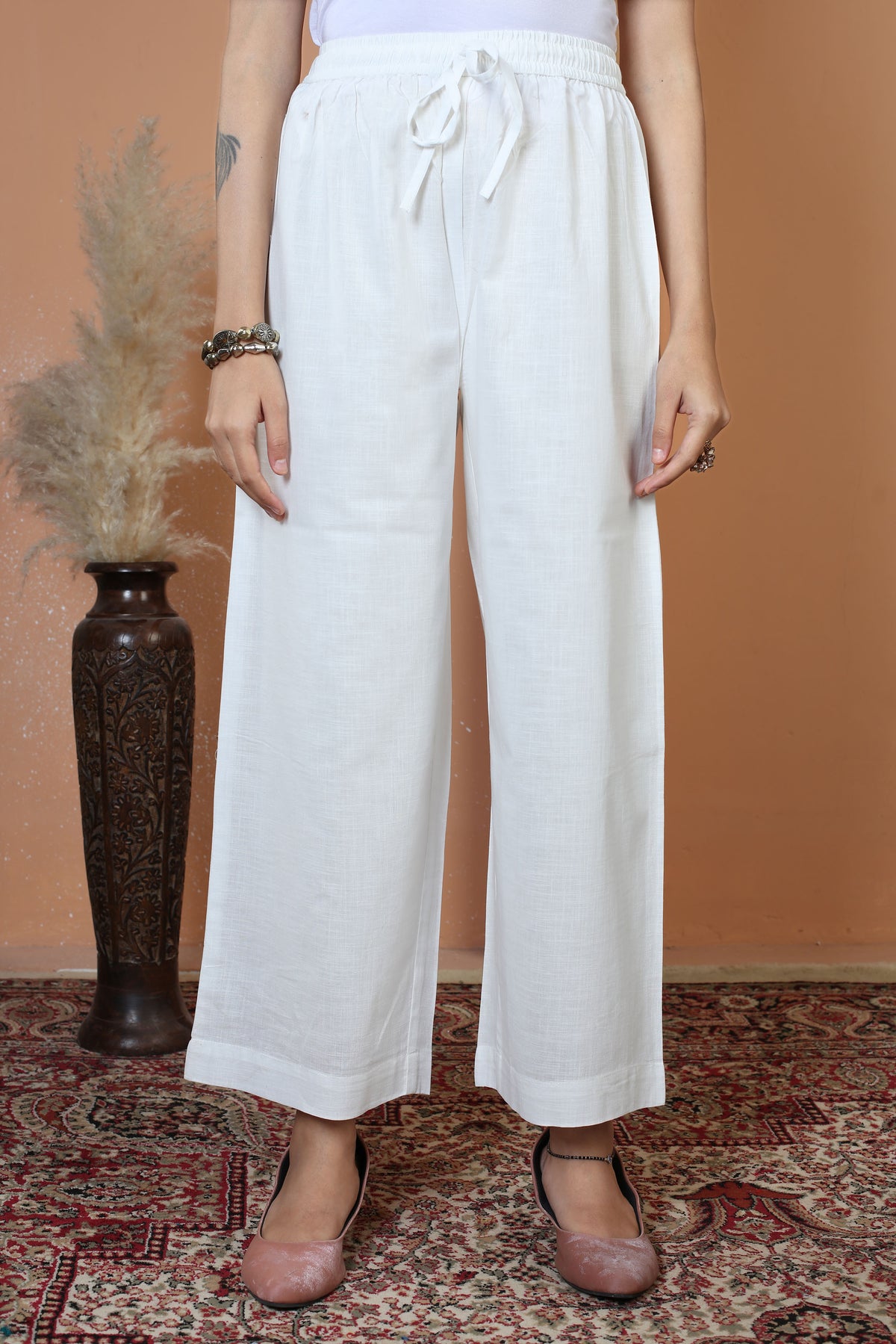 Off White Pure Cotton Embroidered Straight Kurta Wide-Leg Pants Co-Ord Set