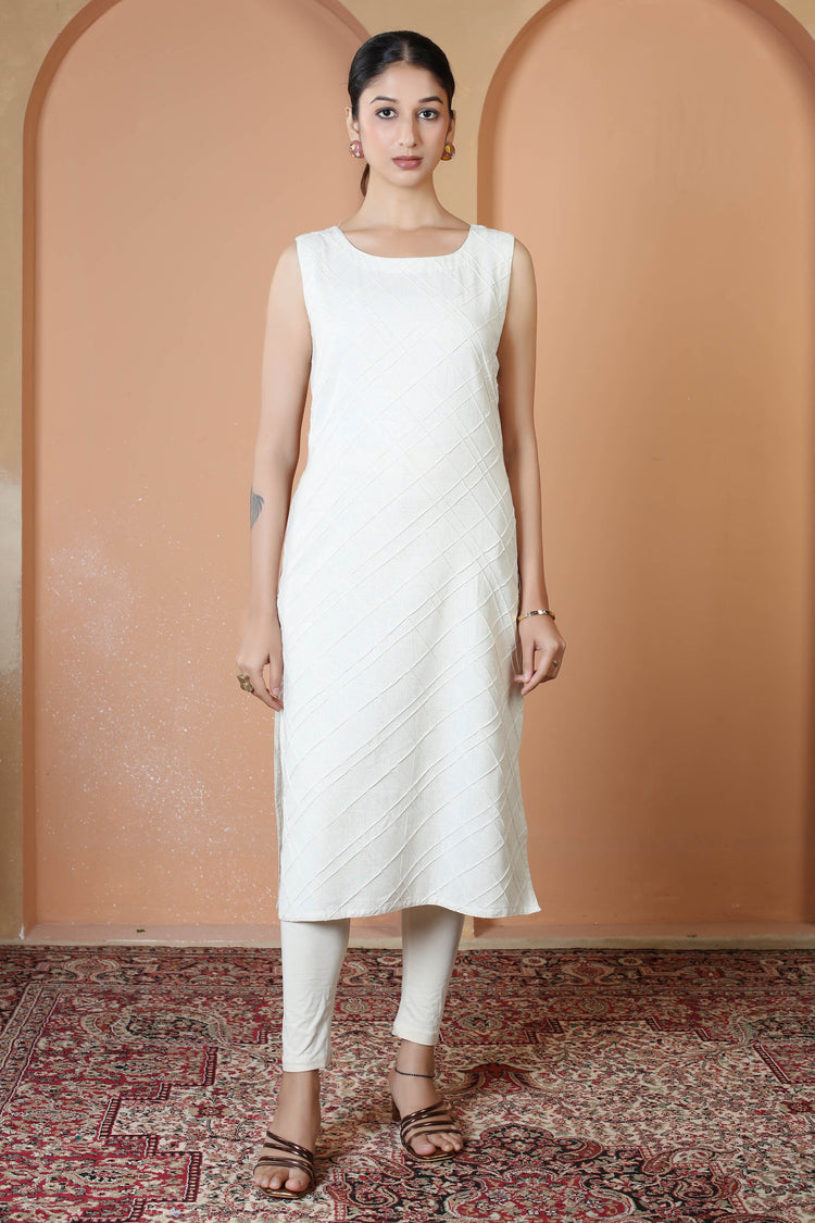 Off White Textured Pure Cotton Sleeveless Straight Kurta