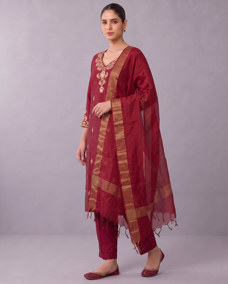 Maroon Floral Embroidery Ethnic Set with Gold Border Dupatta