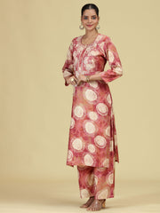 Peach Floral Embroidered Kurta with Straight Pants Co-Ord Set