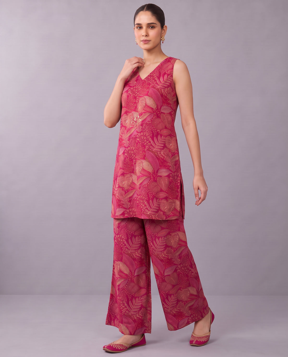 Pink Floral Printed V-Neck Kurta & Palazzo Set Co-ords Set