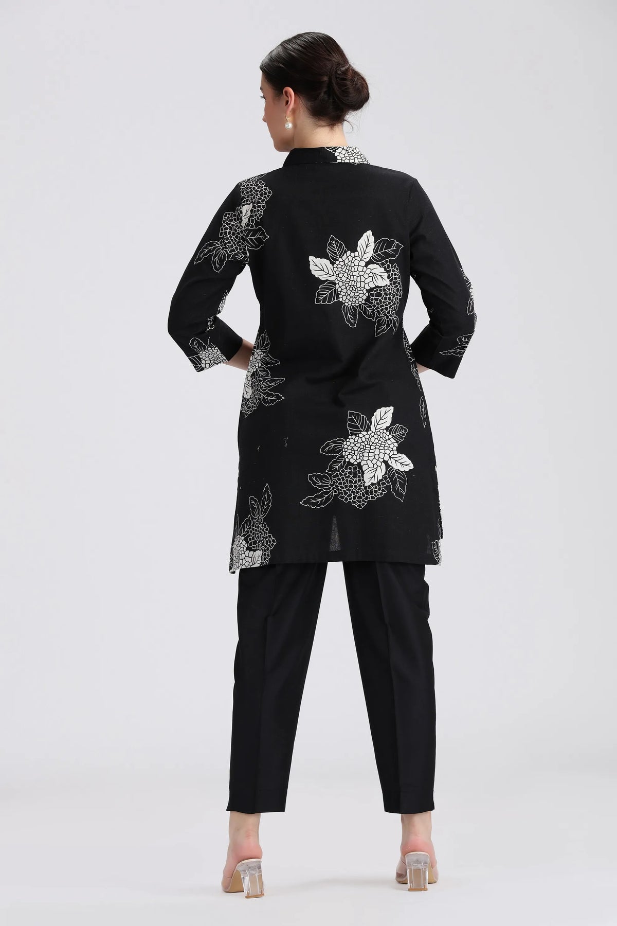 Black Cotton Flex Printed Straight Kurta