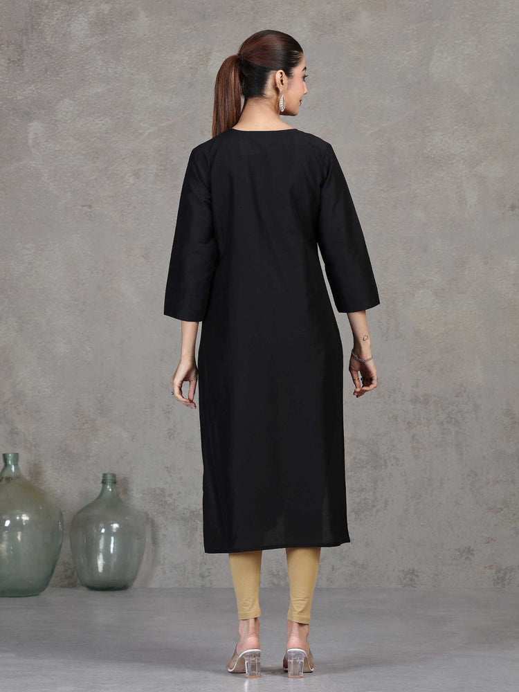 Black Floral Embroidered Straight Kurta