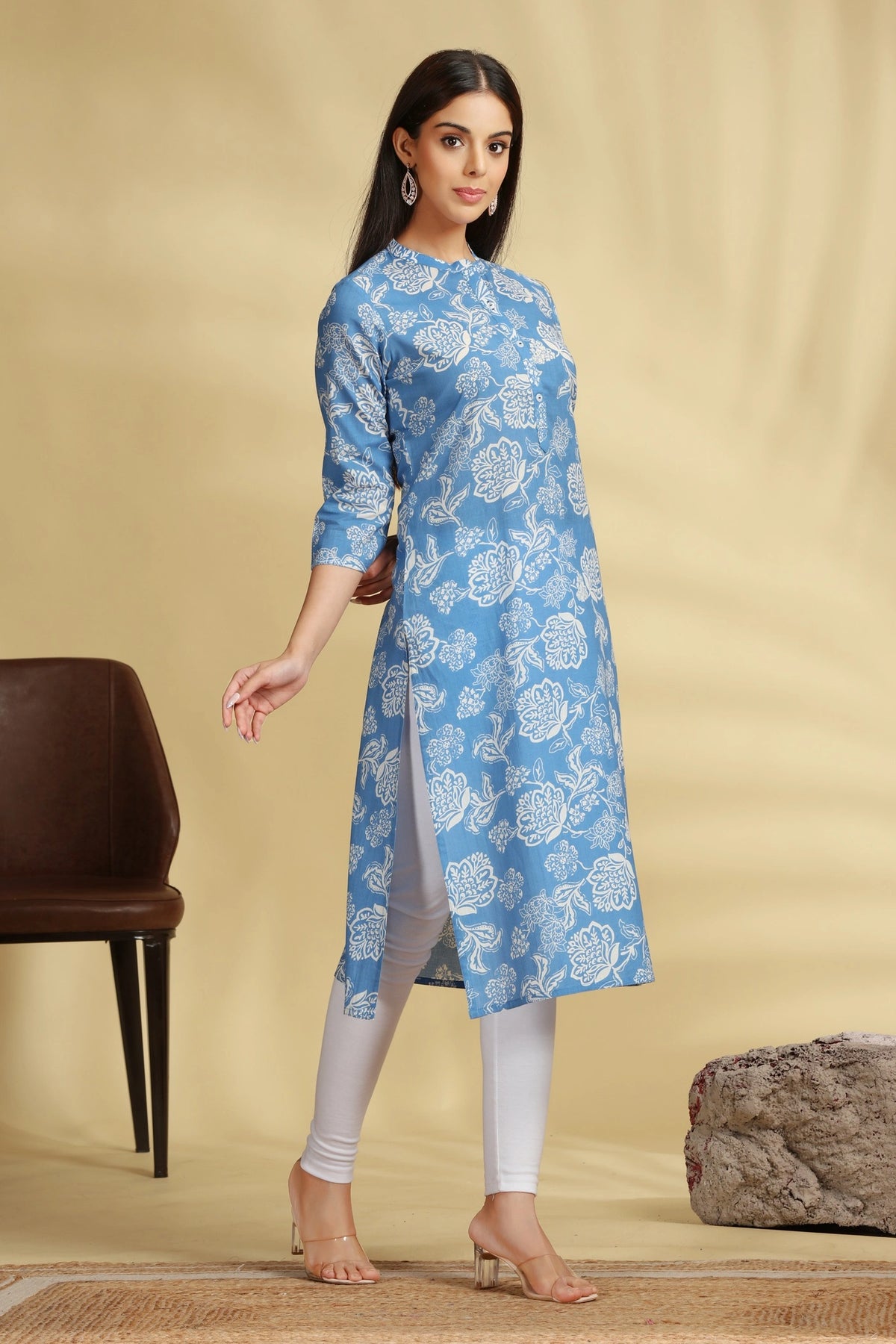 Blue Floral Printed Cotton Straight Kurta for women