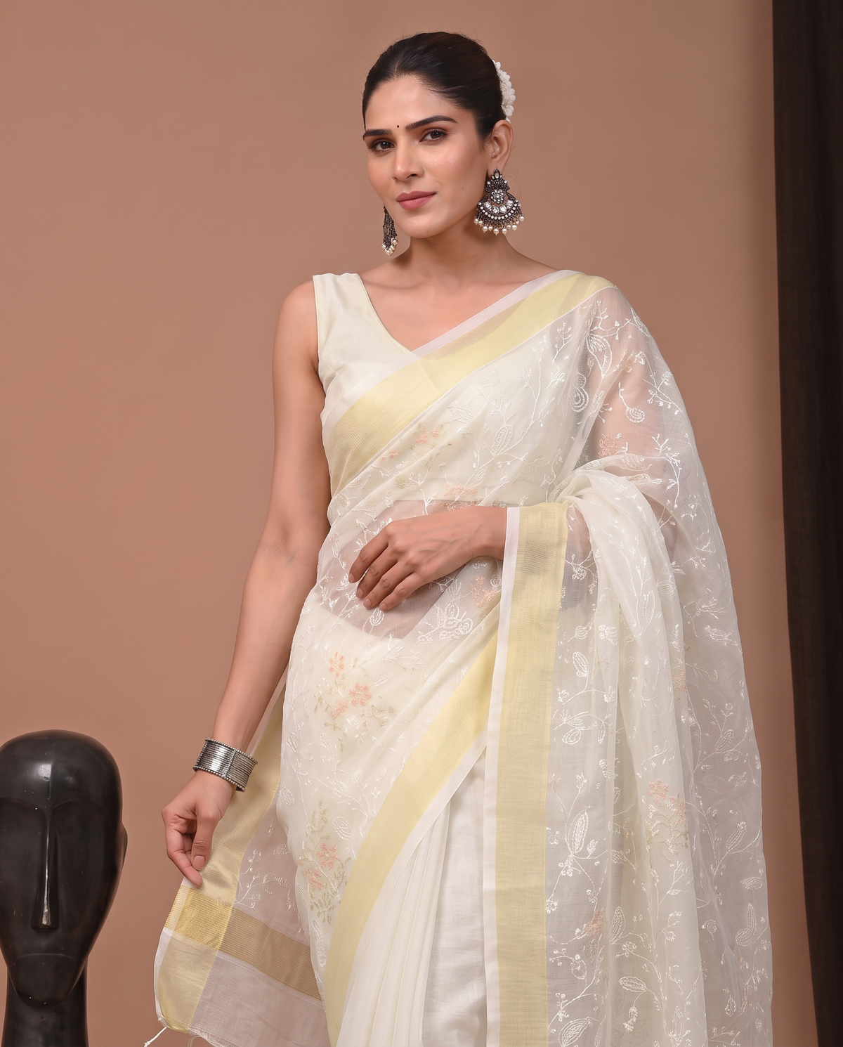 White Munga Tassel Cut Embroidery Saree with Elegant Floral Embroidery