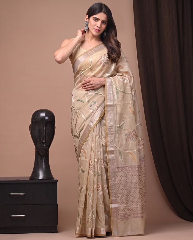 Cream Munga Weaving Hand Dye Fancy Saree