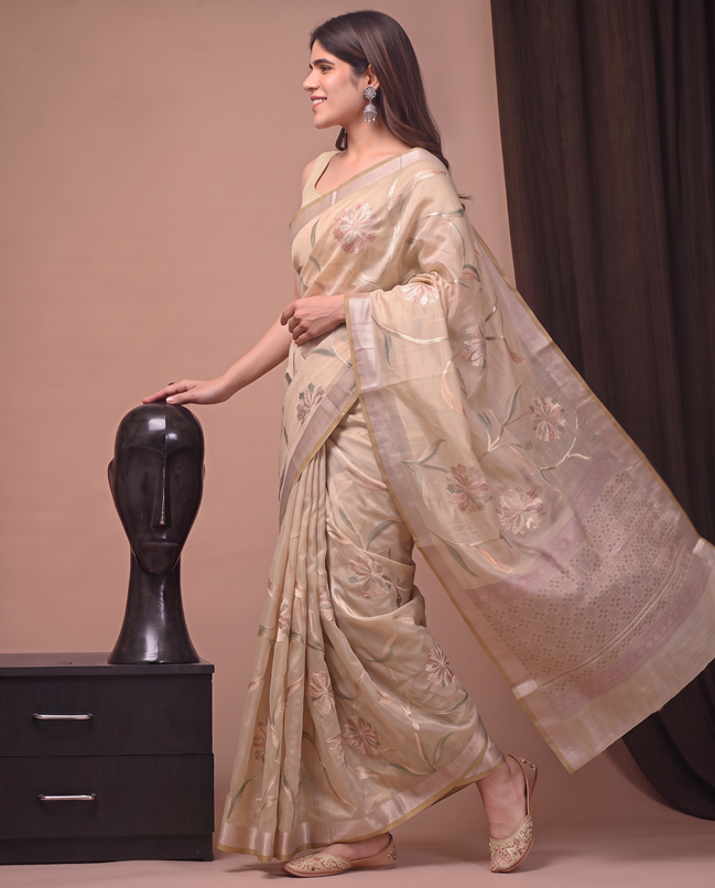 Cream Munga Weaving Hand Dye Fancy Saree