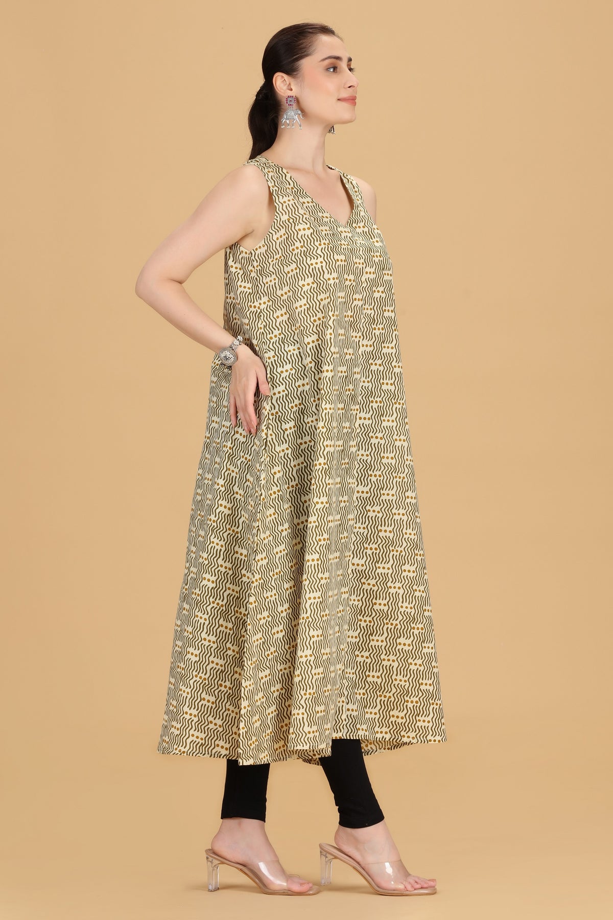 Cream Cotton A Line Printed Sleeveless Kurta