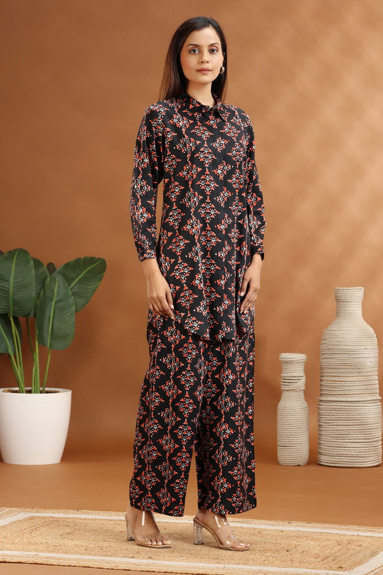Black Rayon Straight Printed Kurta and Pant Set