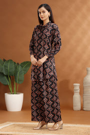 Black Rayon Straight Printed Kurta and Pant Set
