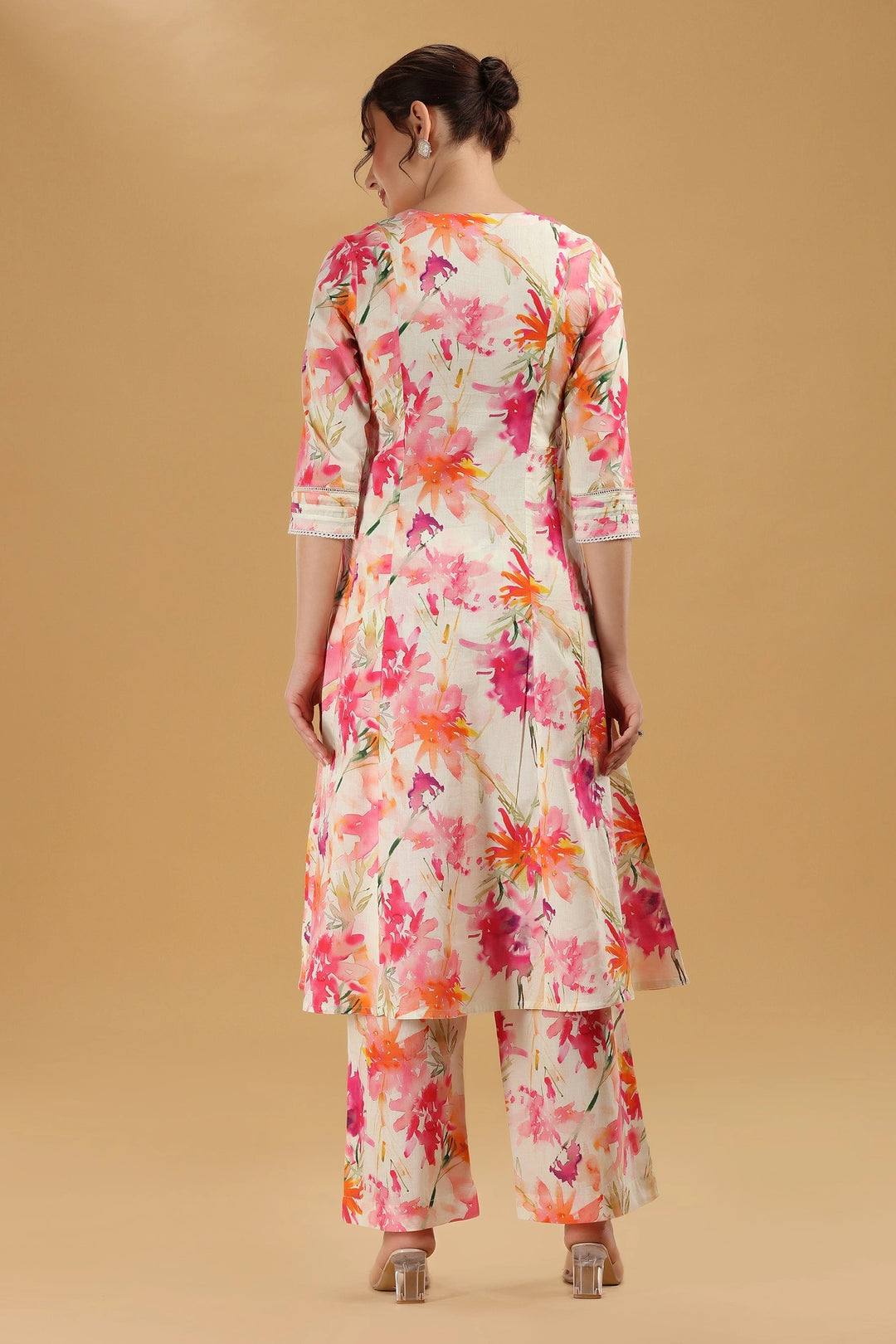 Off White & Pink Cotton Floral Printed A Line Kurta Pant Co ord Set for women