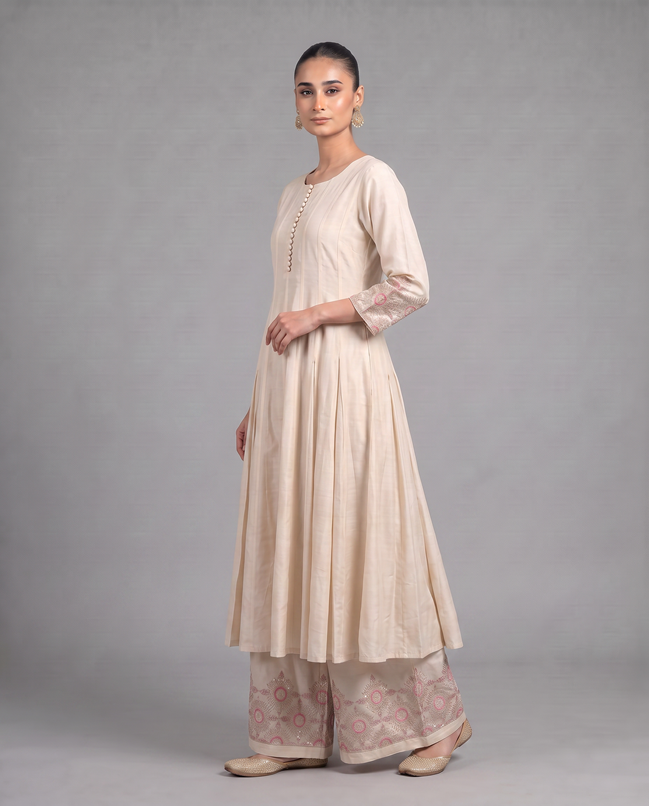 Off White Embroidered Ethnic Kurta Set with Dupatta