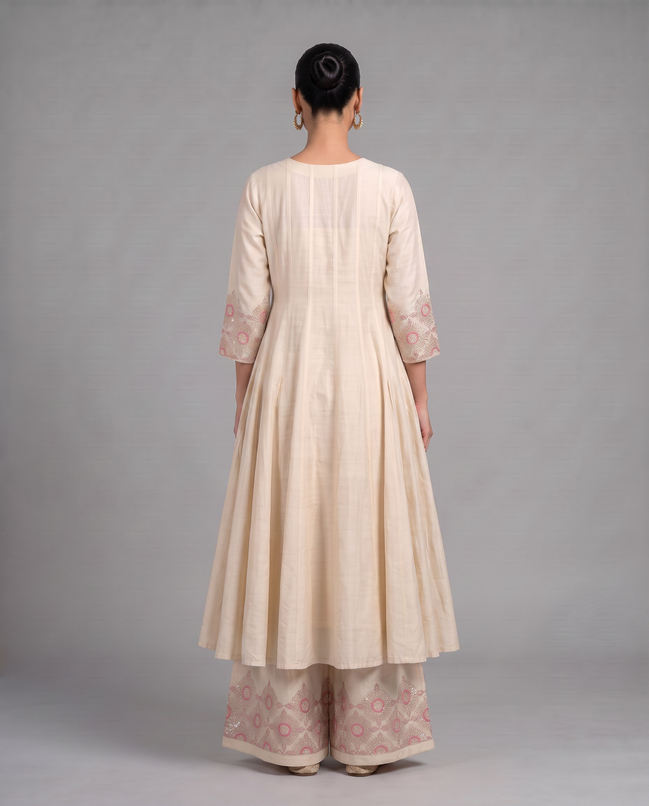 Off White Embroidered Ethnic Kurta Set with Dupatta