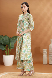 Off White & Green Jaipuri Cotton Floral Printed Straight Kurta and Pant Set