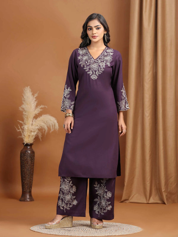 Embroidered suits women