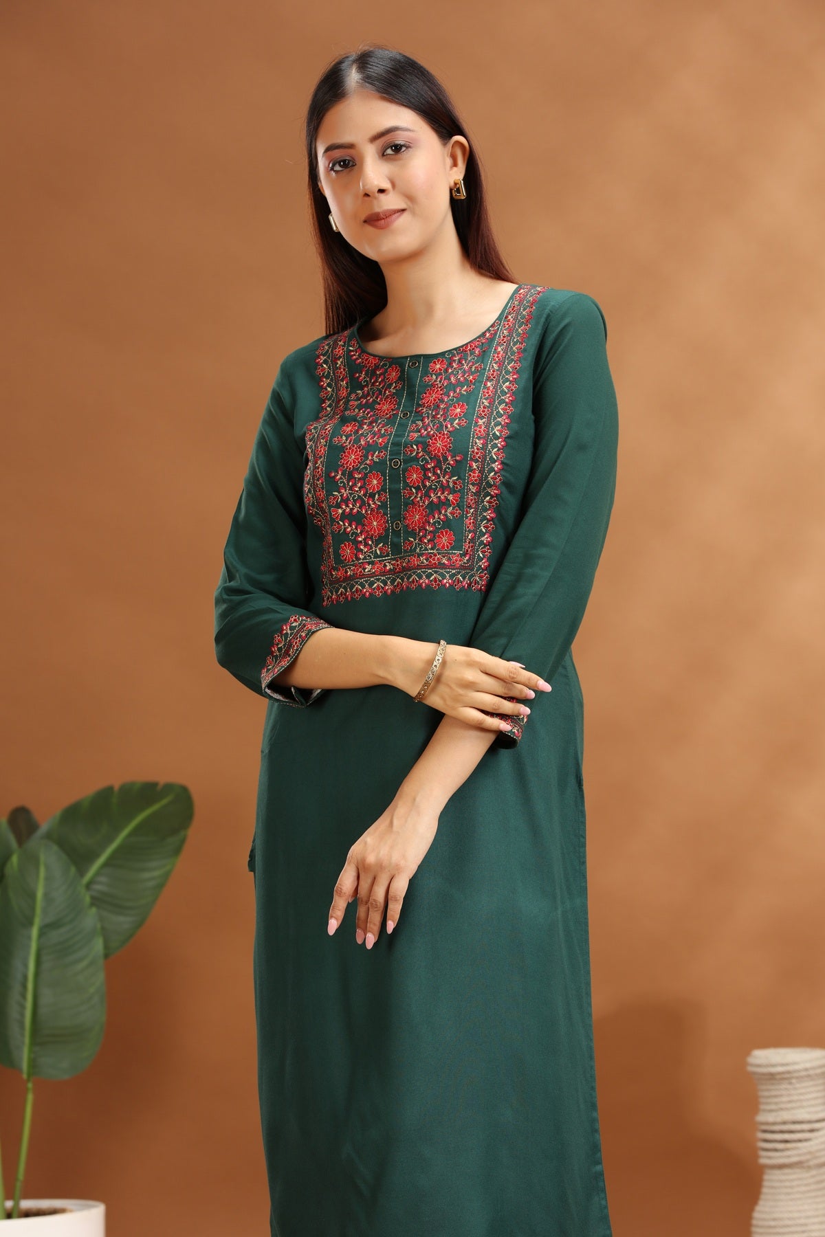 Emerald Green Rayon Embroidered Straight Kurta for women / girl