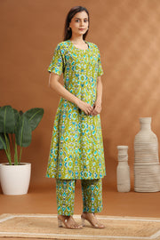Parrot Green Flax Cotton Printed Straight Kurta and Pant Set