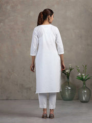 White Floral Embroidered Cotton Straight Kurta