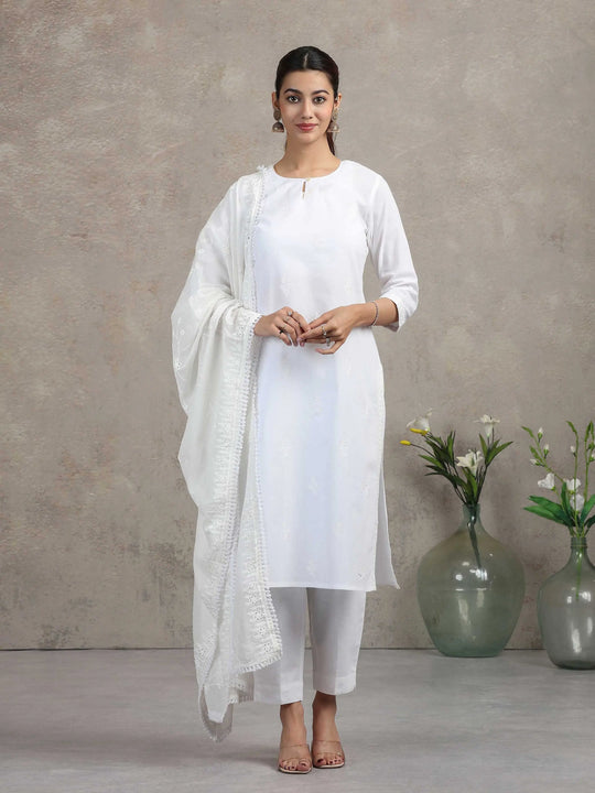 White Floral Embroidered Cotton Straight Kurta
