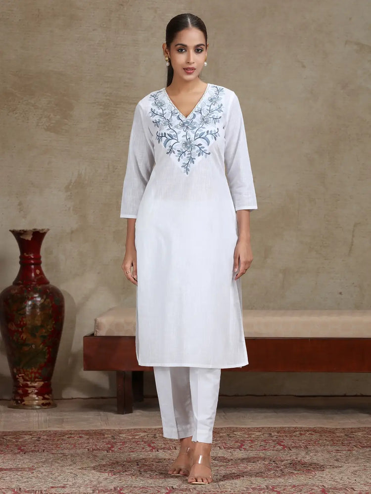 White Floral Embroidered Straight Cotton Kurta
