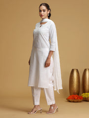 White Floral Embroidered Straight Kurta