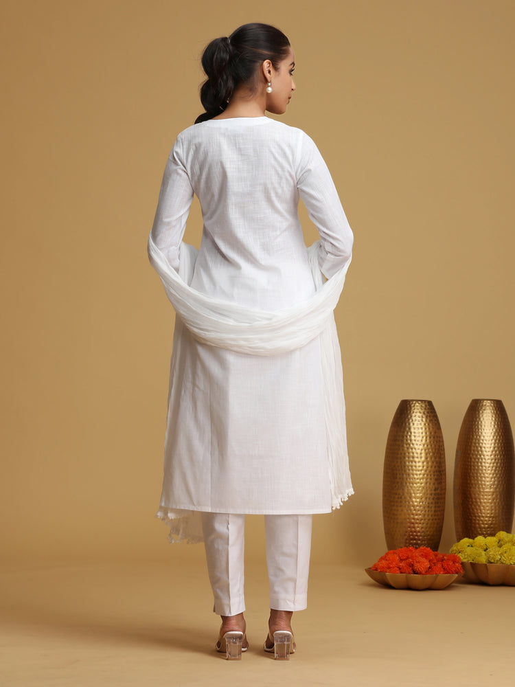 White Floral Embroidered Straight Kurta