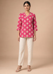 Cherry Pink Printed V-Neck Short Kurti